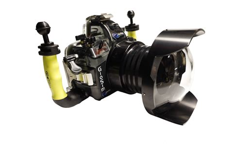 How to Use the Canon R5 II in a Canon R5 Underwater Housing .